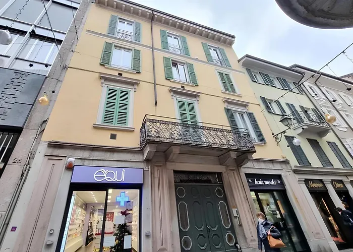 Lecco Holiday Apartment Apartman